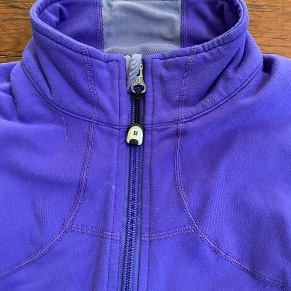 Lululemon RARE Catch Me Air Shape Up Jacket Zip Mesh Panel Size 6 - Picture 3 of 9